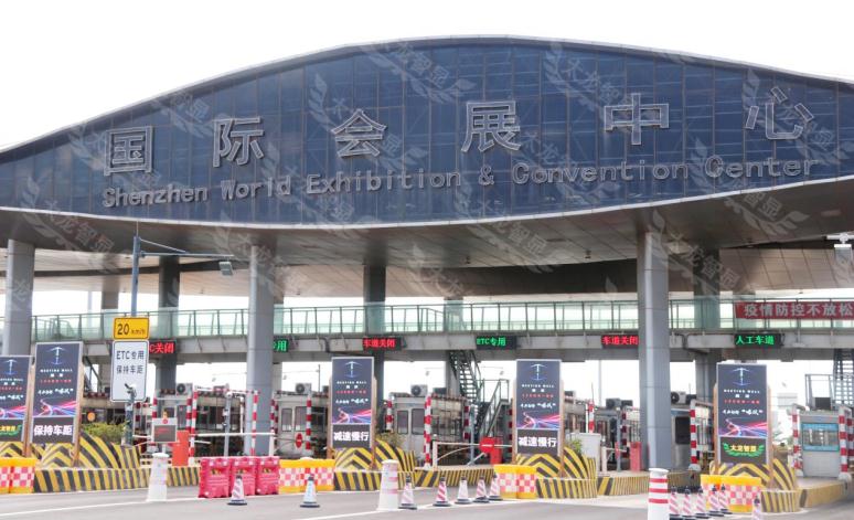 LED廣告機(jī).jpg LED廣告機(jī).jpg