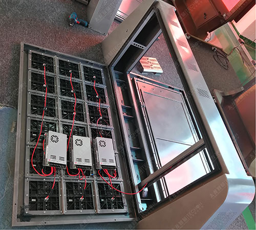 LED廣告機(jī).jpg LED廣告機(jī).jpg