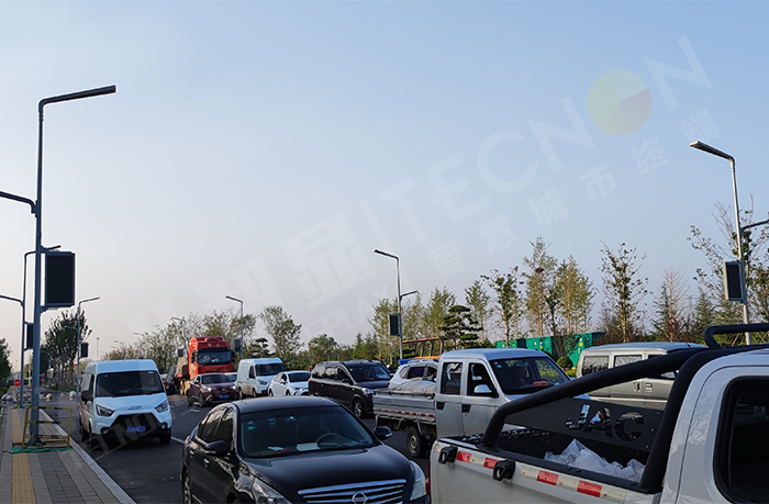 LED燈桿屏 LED燈桿屏