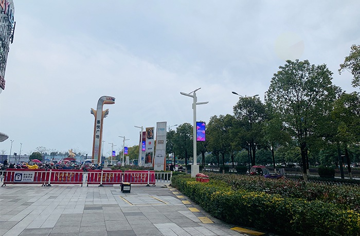 LED燈桿屏 LED燈桿屏